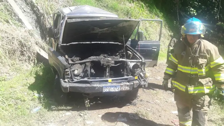 Carro en Texacuangos