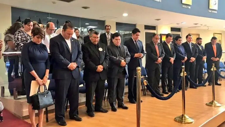 WhatsApp Image 2017-11-22 at 11.24.23 AM (1)