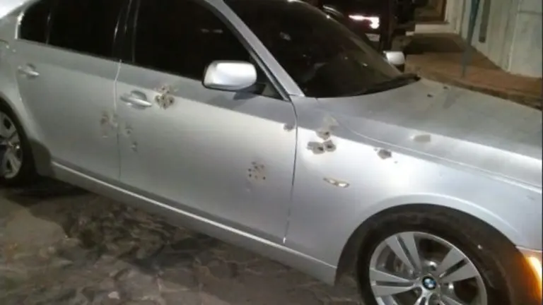 Carro de diputado Parlacen tiroteado