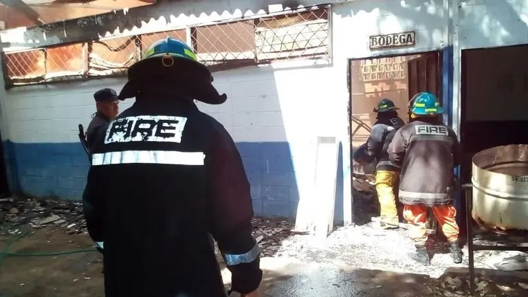 Bomberos en La Unión