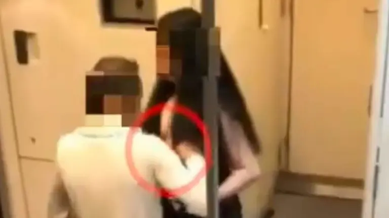 dt.common.streams.StreamServer