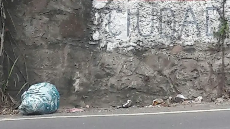 Envuelto en sábanas ensabanado