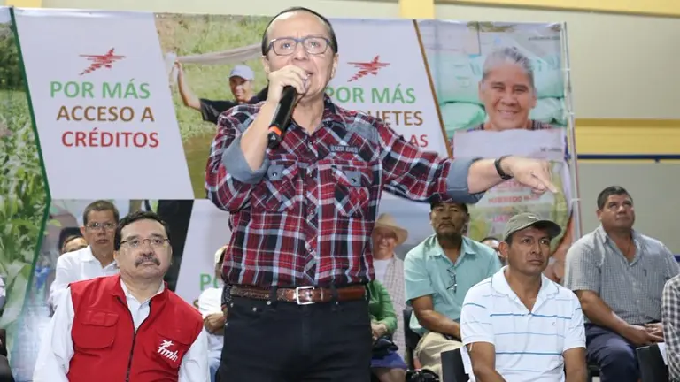 Gerson Martínez en mitin