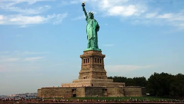 estatua-de-la-libertad-nueva-york-002