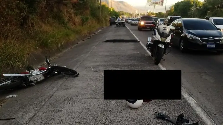 Accidente de motociclista en el bulevar Constitución