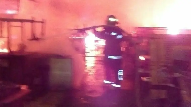 Incendio en mercado de Usulután