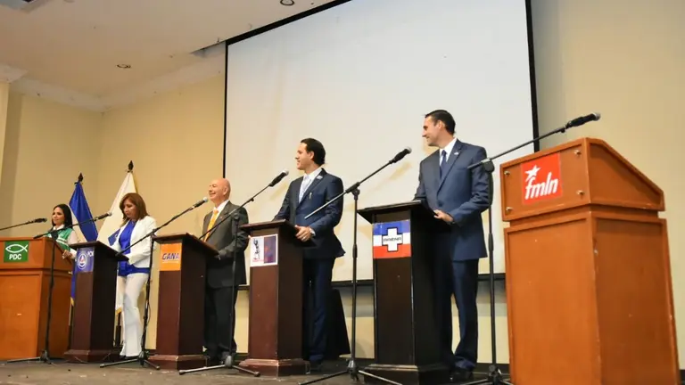 Debate entre candidatos a la alcaldía de San Salvador