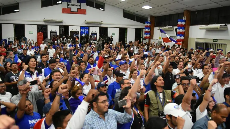 Celebración de ARENA