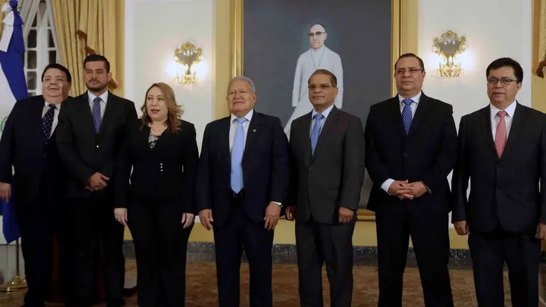 Funcionarios