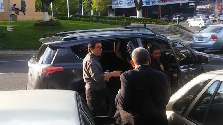 esposo de karla