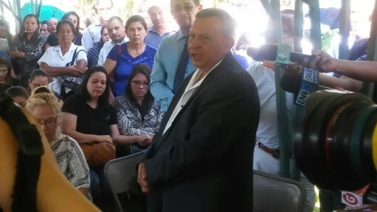 Padre de Karla Torres