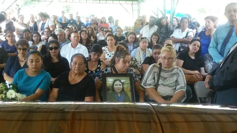 Personas que asistieron al funeral