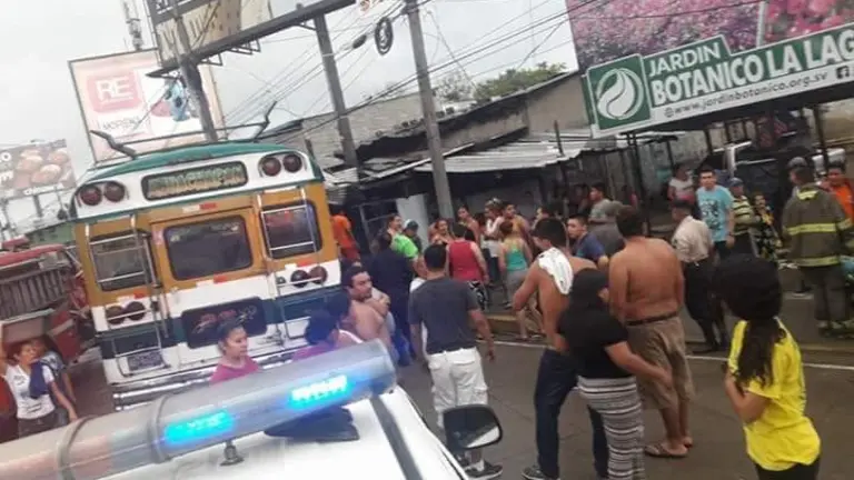 Santa Tecla accidente