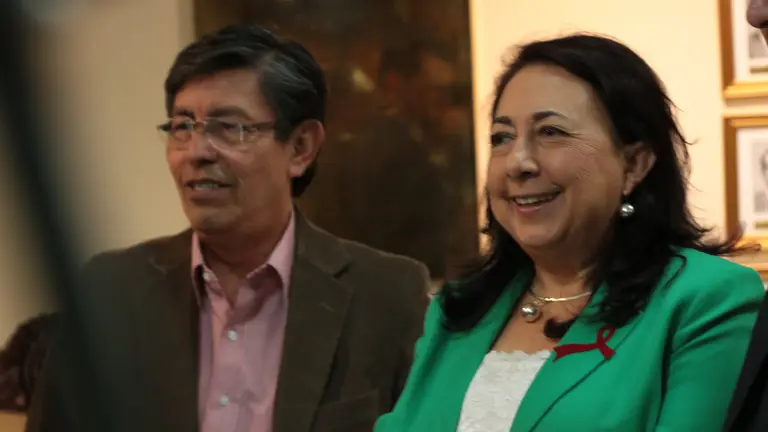 Yanci urbina, rolando mata, FMLN