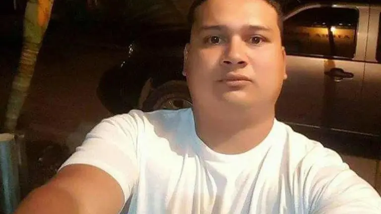 Francisco Flores Grasdiz. POLICIA ENVENENADO