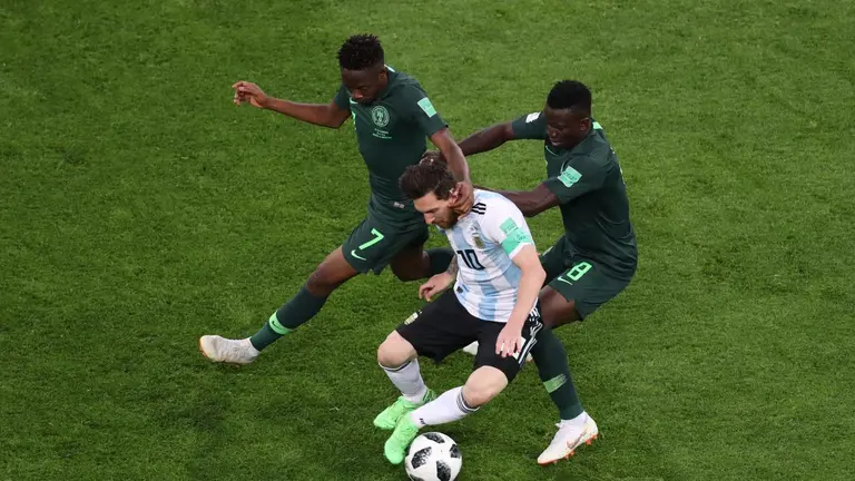 Messi para partido 1