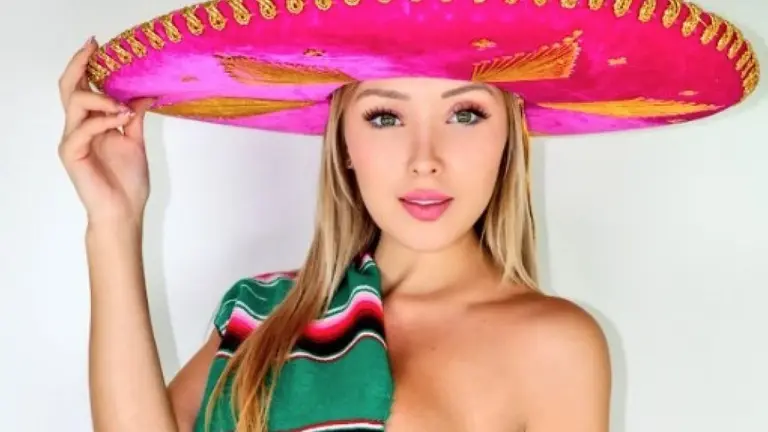 daniellachavezconsuelamexicanoseliminacionmundial2016-048aa8eb183a9bf10aca72dc898c8cf4-1200x600