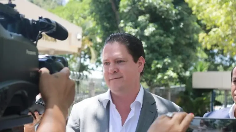 Federico Anliker solo