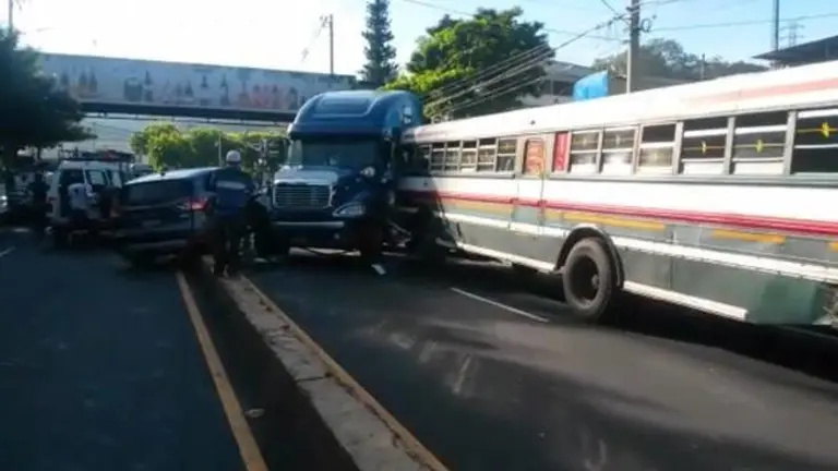 42272759_2052565071469679_7181038237756948480_n