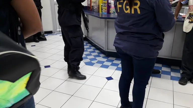 operativo gasolinera 
texaco