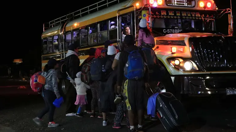 Salvadore&ntilde;os en Guatemala