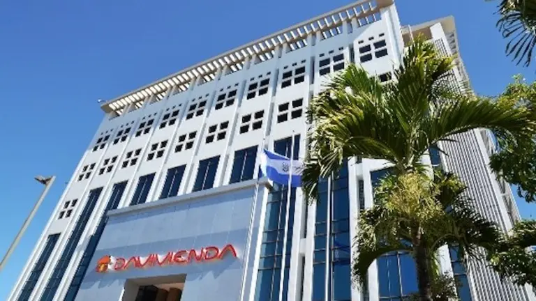 DAVIVIENDA FACHADA 1