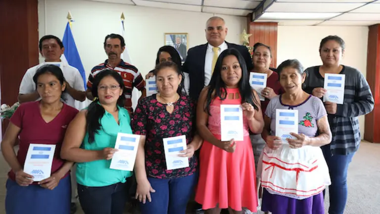 FONAVIPO ENTREGA MATERIAL 1