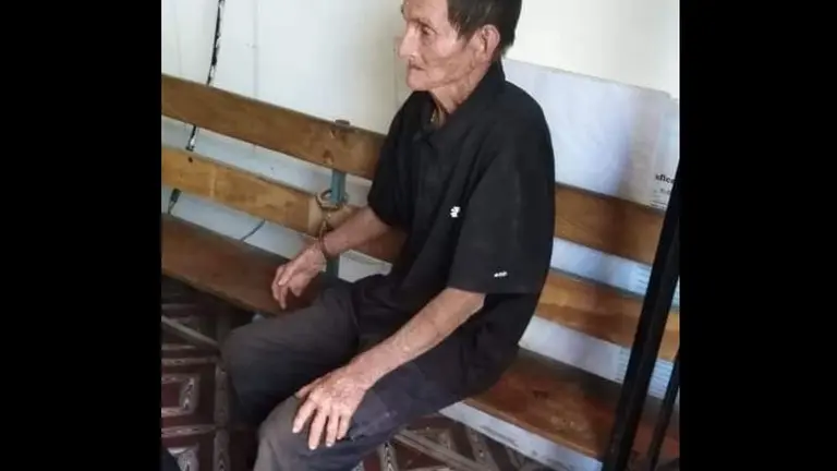 como José Santos Alvarenga, de 74 años de edad, fue capturado un mes después de asesinar a machetazos a Ana Silvia Yanes Alvarenga, de 34 años