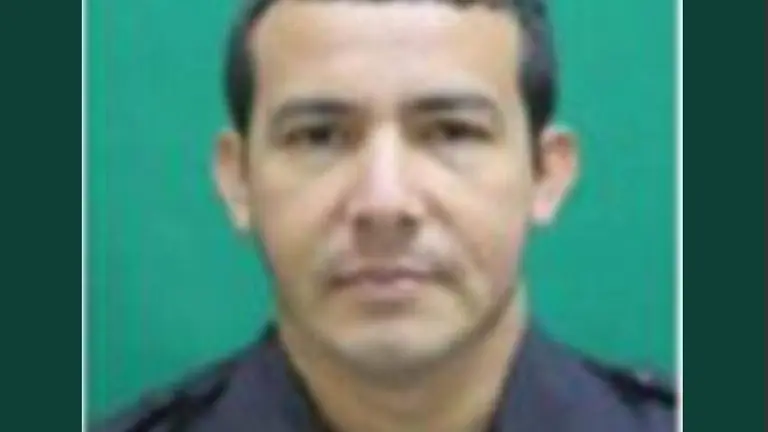 Agente DECO asesinado