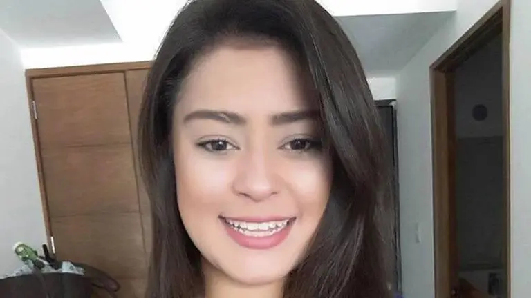 Pamela Michelle Burgos Valencia s222