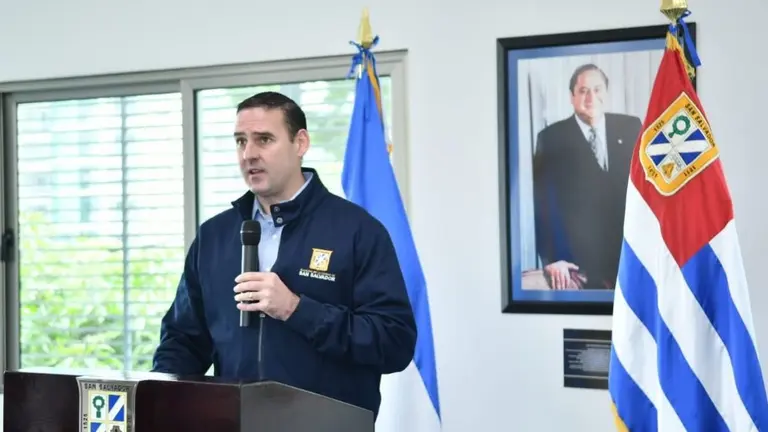 Foto alcalde de San Salvador