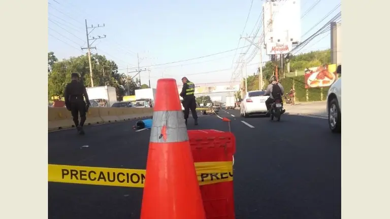 Fallecida en el puerto