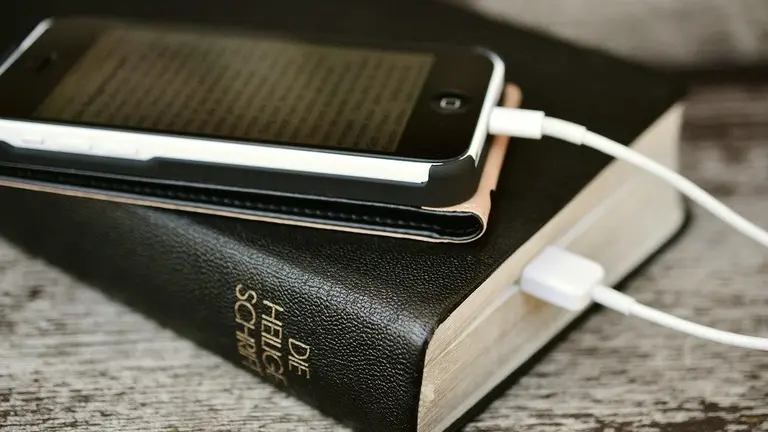 Celular biblia