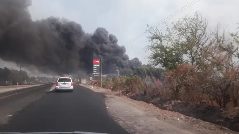 Foto: Bomberos 
gasolinera zacate