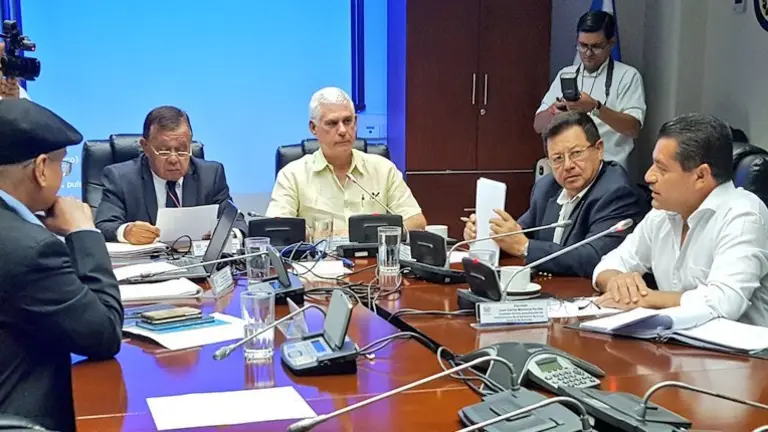 comisión ley de aministía