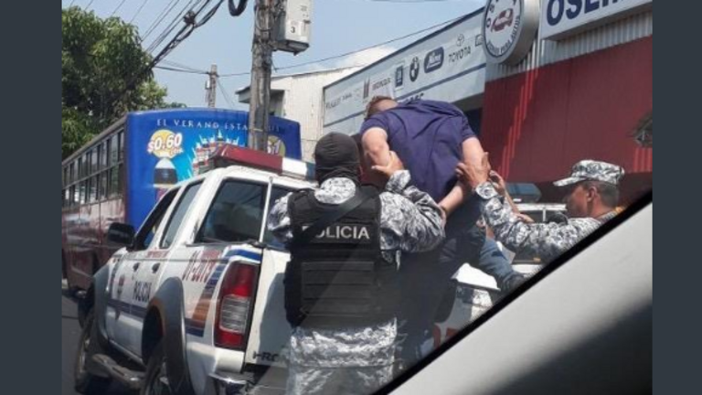 asalto ruta 10