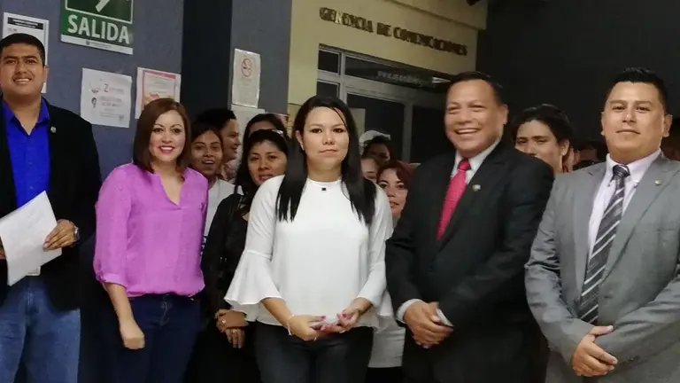 FMLN pide por programa Jóvenes con Todo
