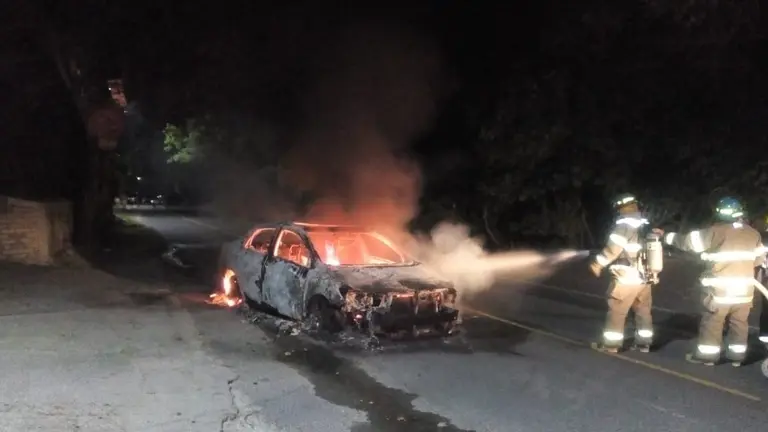 Bomberos vehículo 4