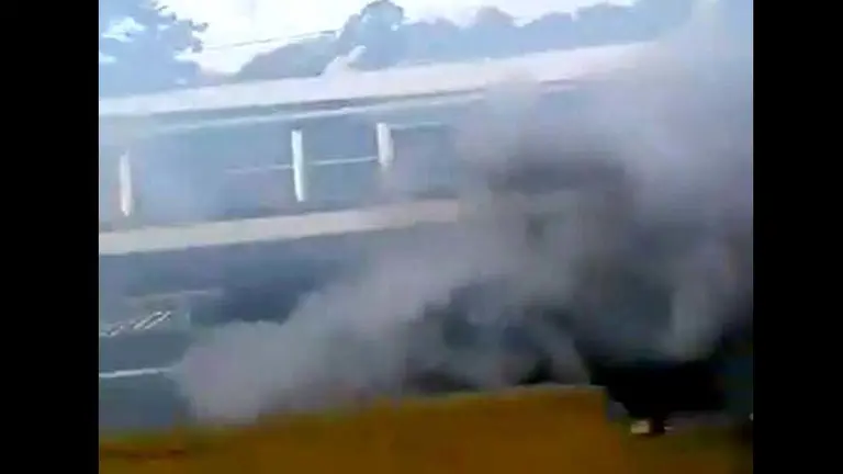 Bus contaminante en Los Chorros