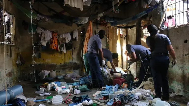 Requiza en penal Quezaltepeque