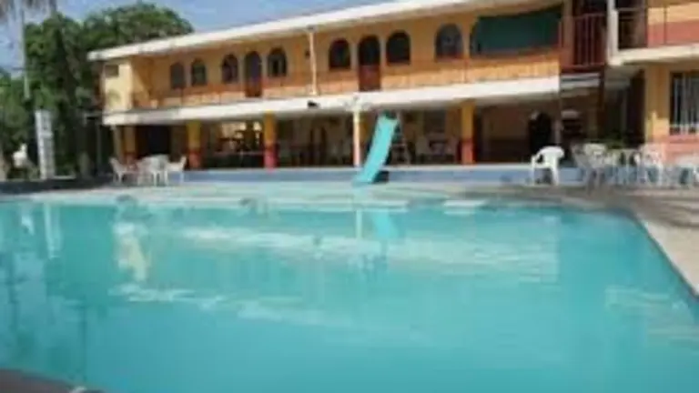 Hotel Campo Real