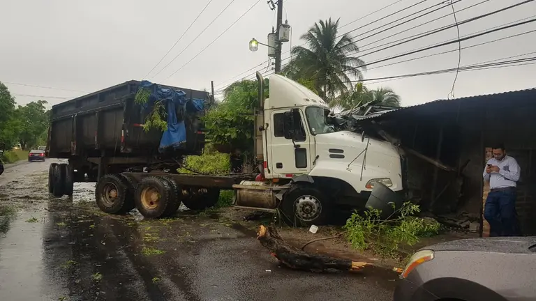 Accidente en San Juan Opico