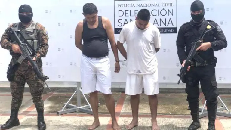 Detenidos en Santa Ana