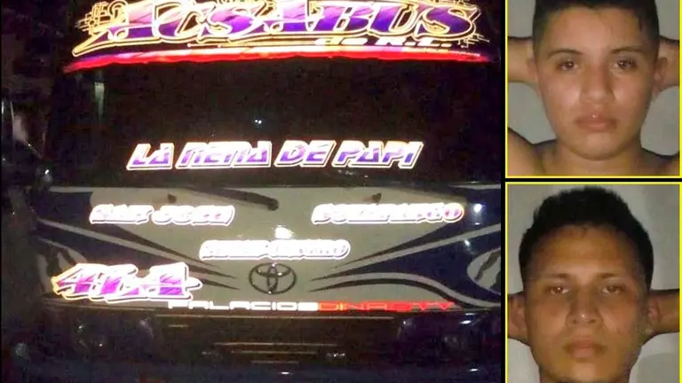 Dentidos en microbús de la 41-A