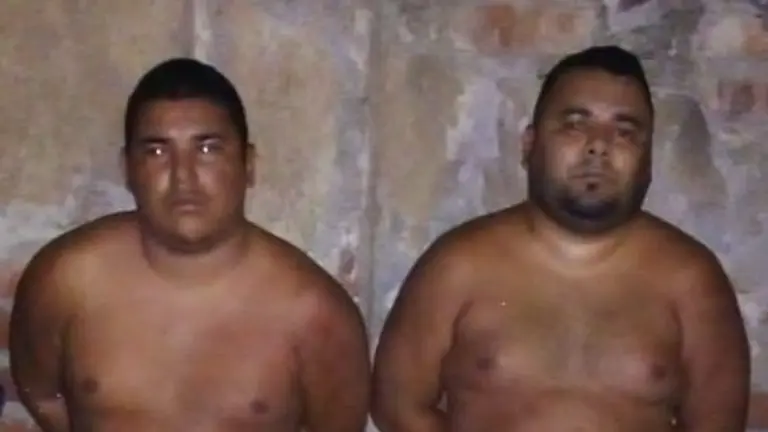 21 órdenes de captura