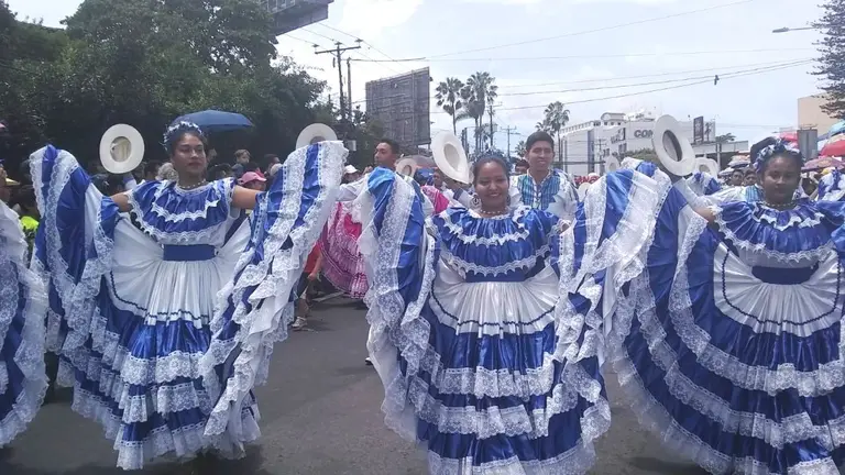 03f35400-7761-49f9-9469-3337488b141a