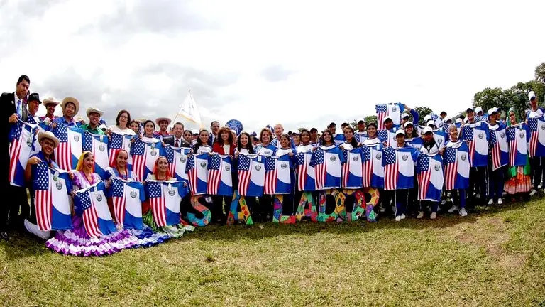 Banda El Salvador 1