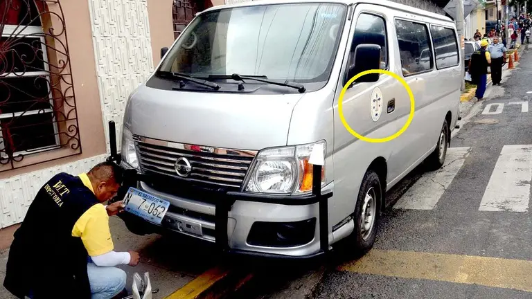 Decomisan placas a vehículo de la CSJ y Lotería Nacional de Beneficiencia 1