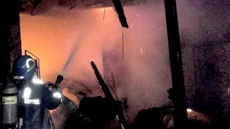 Casa incendiada en Chalatenango 3