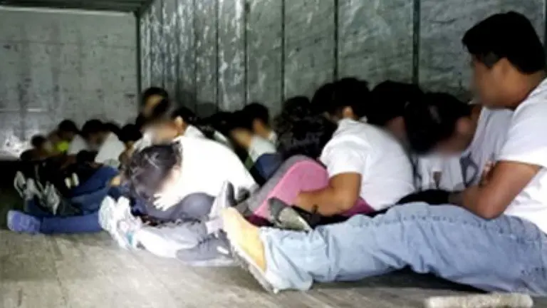Migrantes salvadoreños detenidos en México rumbo a Estados Unidos